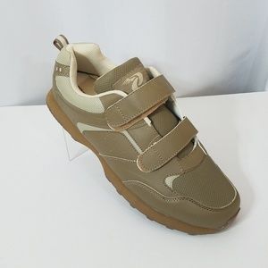 Dr Leonard size 13 walker hook loop shoes